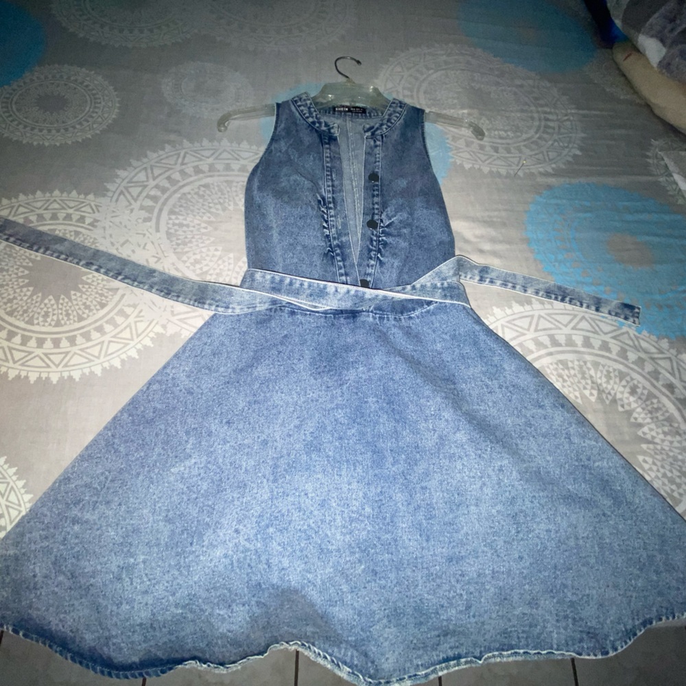 SHEIN - Picture 2 of 4